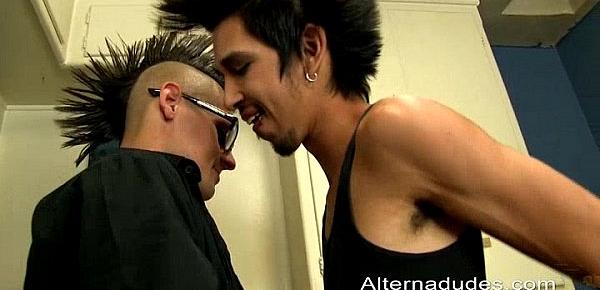  hung Latino punks suck and frot identical uncut cocks